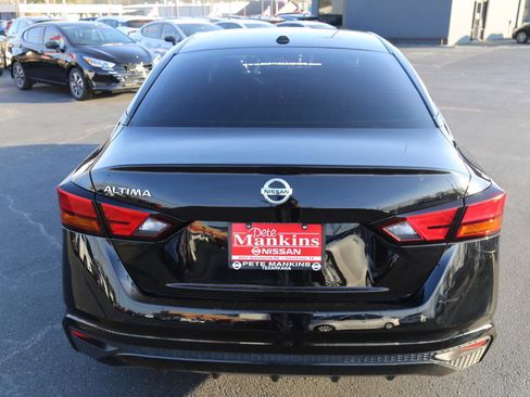 Used 2020 Nissan Altima 2.5 S image 4