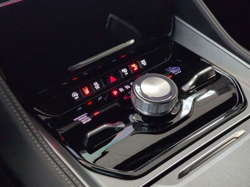 New 2026 Jeep Grand Wagoneer Limited image 39