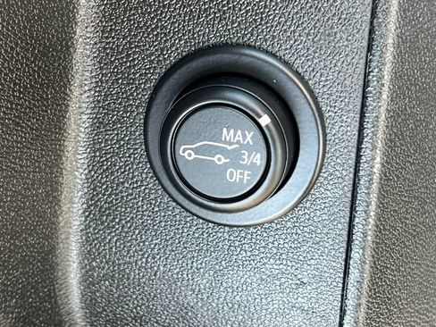 Used 2024 Chevrolet Equinox LT AWD/4WD image 15