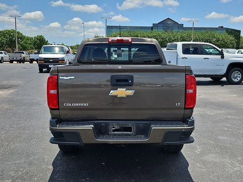 Used 2016 Chevrolet Colorado LT w/ LT Convenience Package RWD image 16