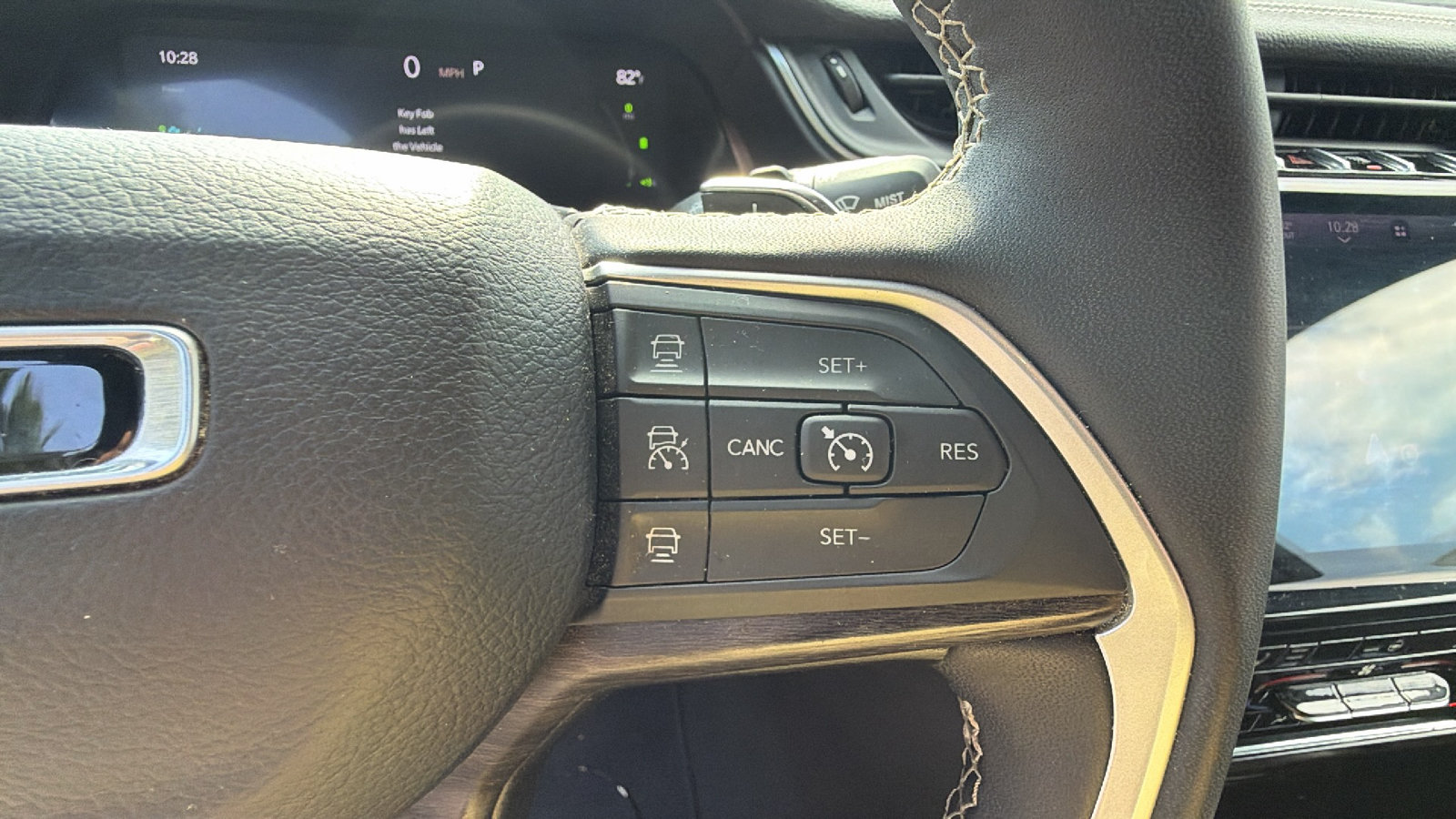 Used 2024 Jeep Grand Cherokee Limited 4xe AWD/4WD image 29