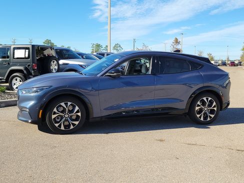 Used 2021 Ford Mustang Mach-E Premium image 7