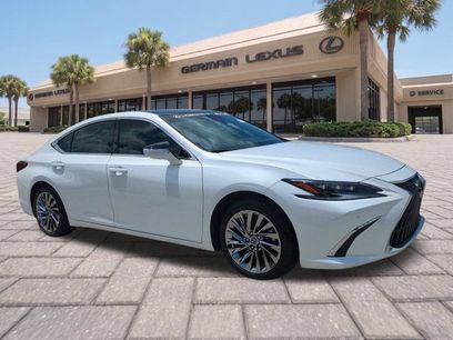 Certified 2025 Lexus ES 350 Ultra Luxury w/ Accessory Package (Z2)