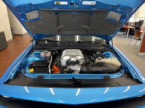 Used 2016 Dodge Challenger SRT Hellcat RWD image 24