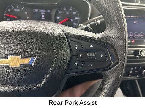Certified 2022 Chevrolet TrailBlazer LT w/ Convenience Package FWD image 39