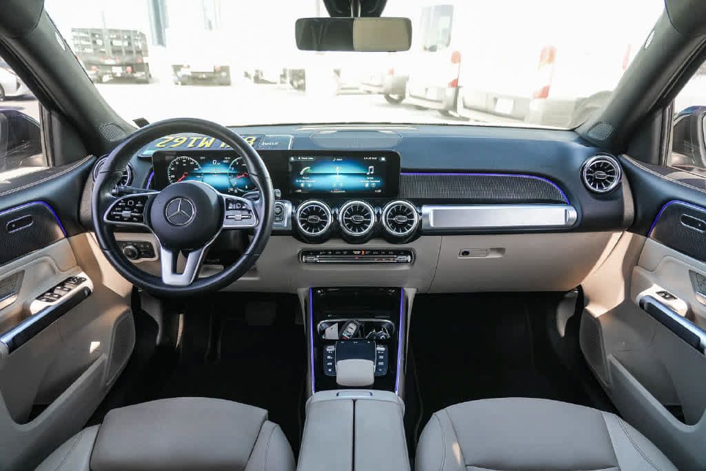 Used 2022 Mercedes-Benz GLB 250 image 12