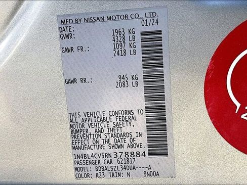 Used 2024 Nissan Altima 2.5 SR image 14