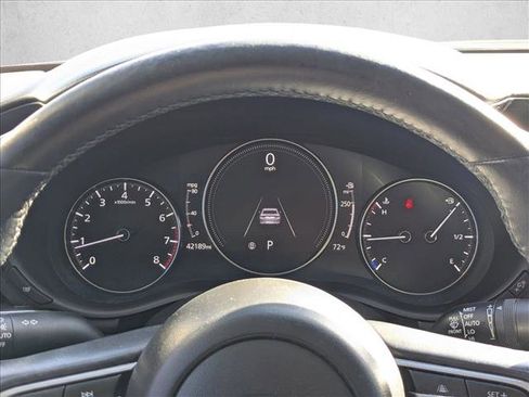 Used 2022 MAZDA MAZDA3 s image 10