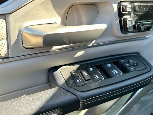 Used 2025 RAM 1500 Tungsten w/ Trailer Tow Group image 13