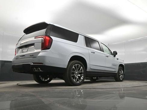 New 2026 GMC Yukon XL Denali w/ Denali Reserve Package AWD/4WD image 41