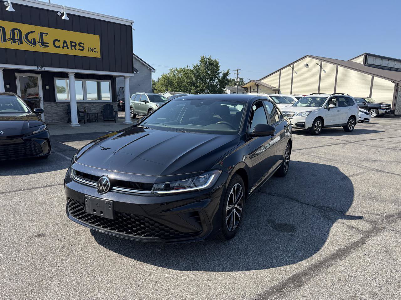 Used 2025 Volkswagen Jetta Sport FWD image 2