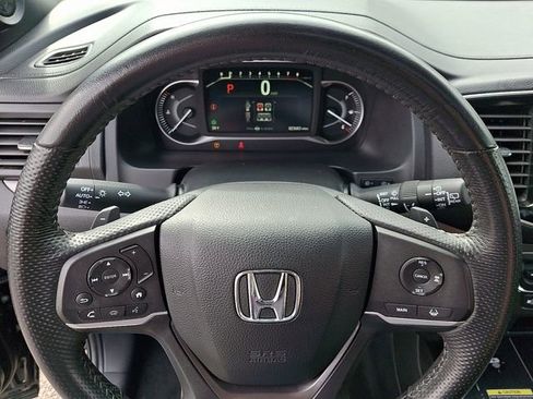 Used 2025 Honda Passport EX-L image 20