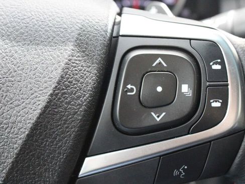 Used 2015 Toyota Camry SE FWD image 31
