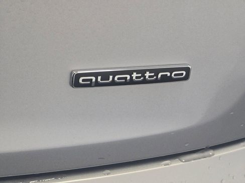 Used 2023 Audi Q5 2.0T Premium w/ Convenience Package image 34