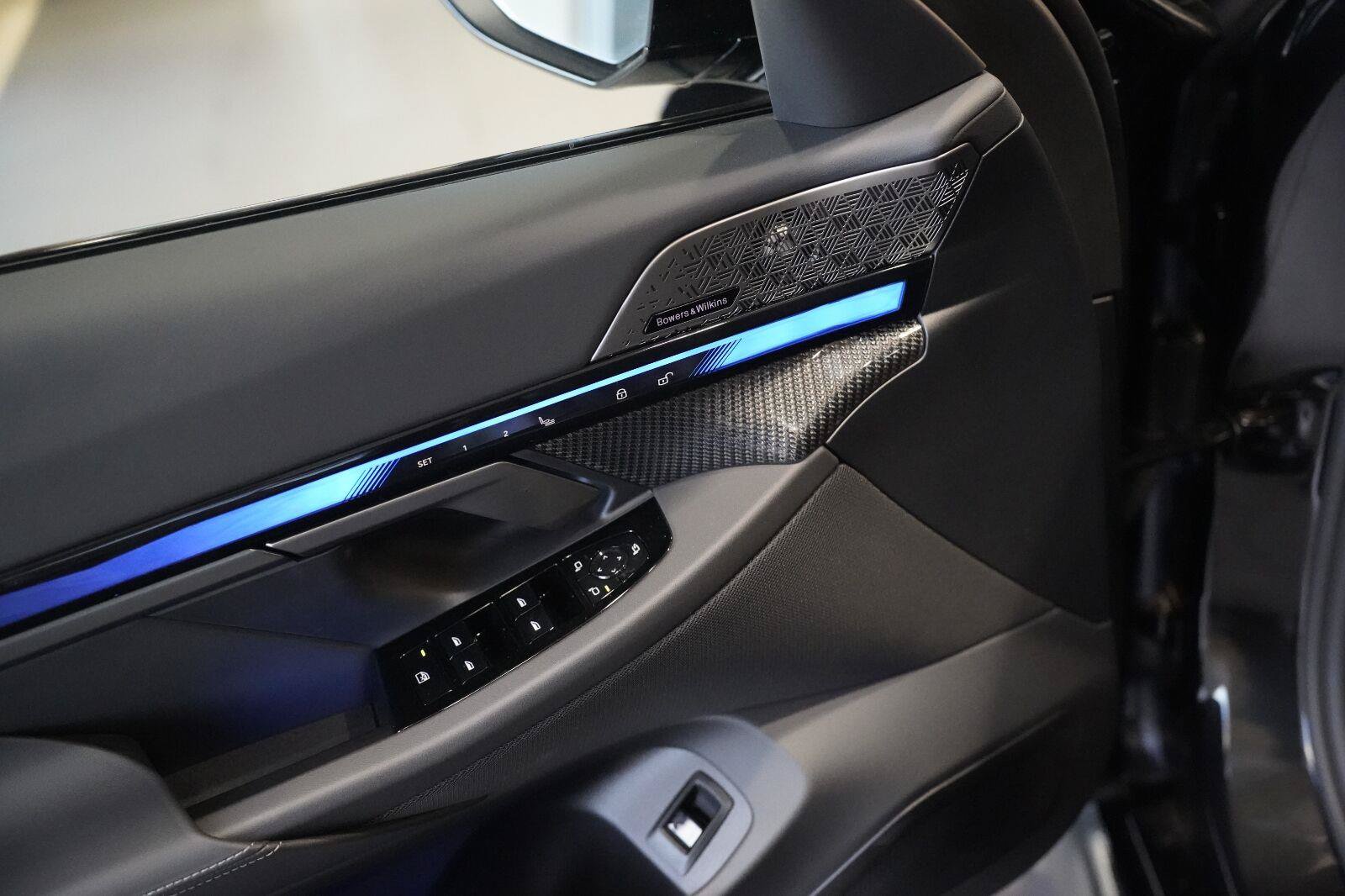 New 2027 BMW M5 Touring AWD/4WD image 13