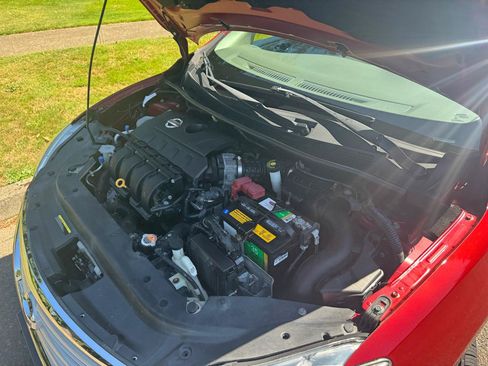 Used 2014 Nissan Sentra S FWD image 31