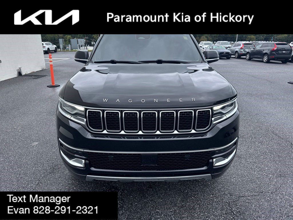 Used 2022 Jeep Wagoneer Series III AWD/4WD image 2