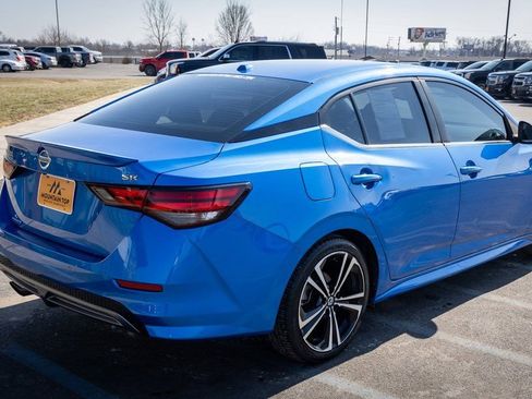 Used 2021 Nissan Sentra SR w/ SR Premium Package image 31