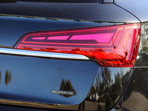 Certified 2023 Audi Q5 2.0T Premium Plus w/ Premium Plus Package image 11