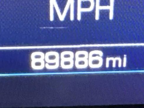 Used 2020 GMC Acadia SLT image 32