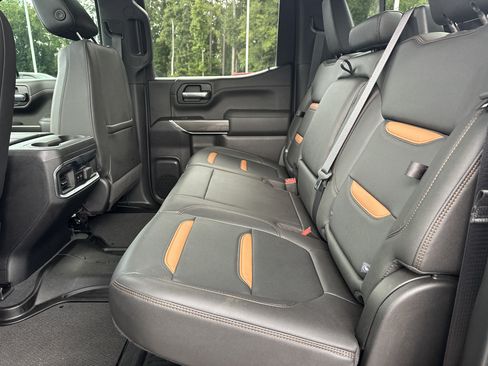 Used 2022 GMC Sierra 1500 AT4 w/ AT4 Preferred Package AWD/4WD image 21