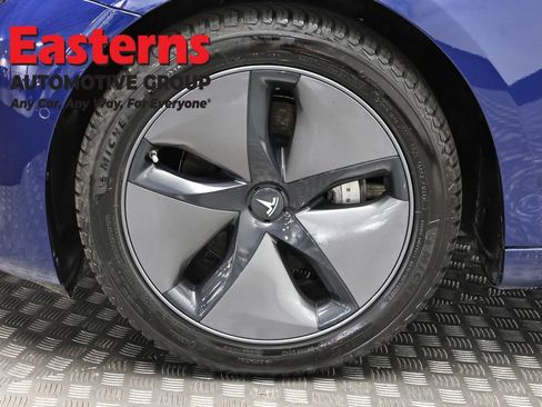 Used 2019 Tesla Model 3 Long Range image 26