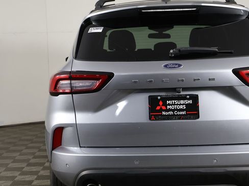 Used 2024 Ford Escape ST-Line w/ Tech Pack #1 FWD image 14