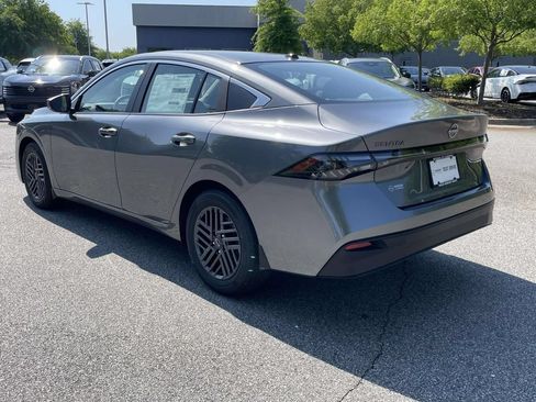 New 2026 Nissan Sentra SV w/ SV Convenience Package FWD image 5