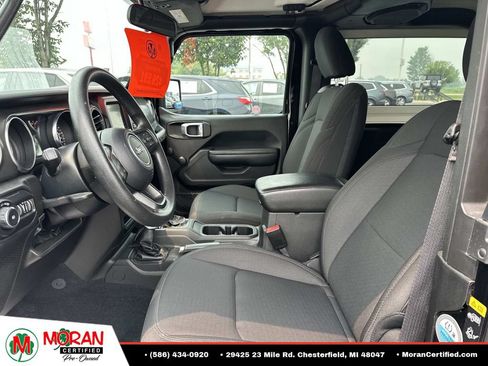 Used 2022 Jeep Wrangler Sport AWD/4WD image 12