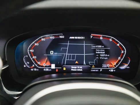 Used 2021 BMW M550i xDrive M550i xDrive w/ Executive Package image 34