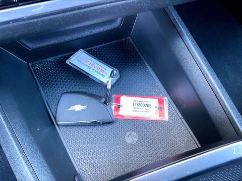 Used 2025 Chevrolet Equinox LT image 31