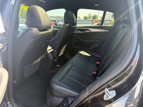 Used 2022 BMW X4 xDrive30i w/ Parking Assistance Package AWD/4WD image 19