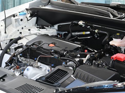 New 2025 Honda HR-V LX image 30