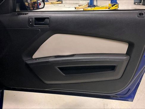 Used 2013 Ford Mustang Coupe image 20