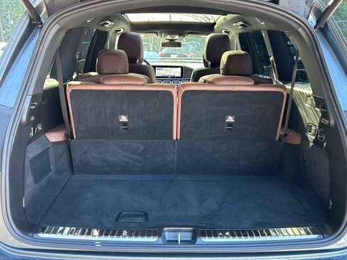 Certified 2025 Mercedes-Benz GLS 450 4MATIC image 10