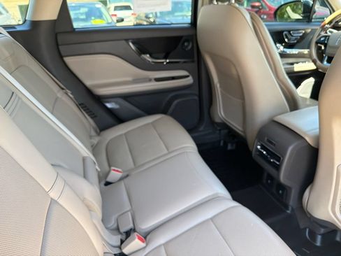 Used 2021 Lincoln Corsair Reserve w/ Equipment Group 201A AWD/4WD image 12