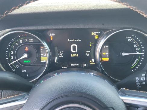 Used 2021 Jeep Wrangler Unlimited Sahara image 16