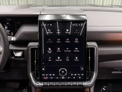Used 2026 GMC Yukon Denali w/ Denali Reserve Package AWD/4WD image 28