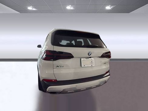 Certified 2025 BMW X5 sDrive40i w/ Parking Assistance Package RWD image 6