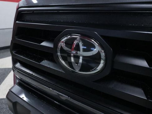 Used 2021 Toyota Tacoma SR w/ SR Convenience Package RWD image 29
