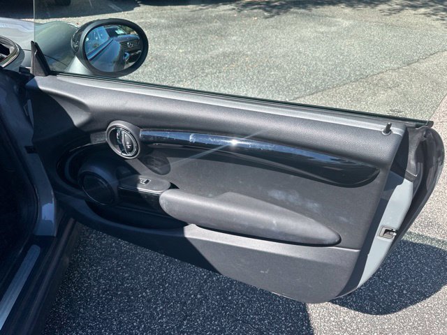 Used 2019 MINI Cooper Convertible w/ Signature Upholstery Package FWD image 12