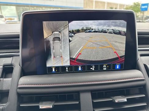 Used 2024 Chevrolet Suburban RST w/ Luxury Package image 9