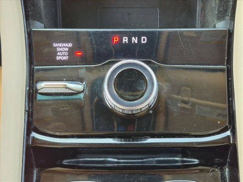 Used 2021 Jeep Grand Cherokee L Limited w/ Luxury Tech Group II AWD/4WD image 12