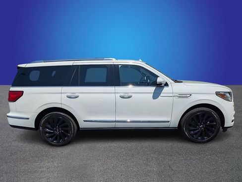 Used 2021 Lincoln Navigator Reserve AWD/4WD image 6