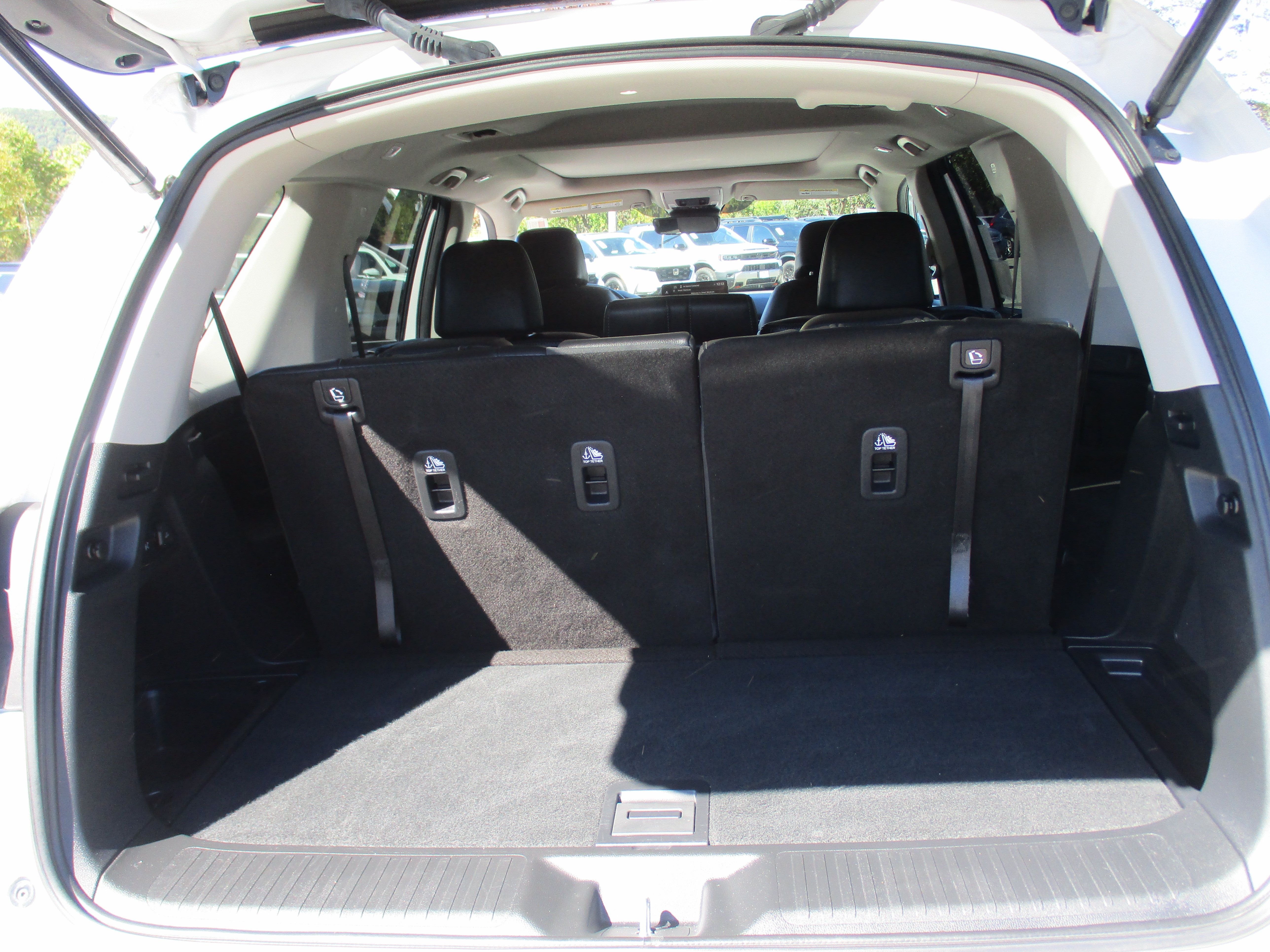 Certified 2025 Honda Pilot Touring image 15