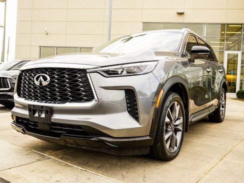 Certified 2023 INFINITI QX60 Luxe image 8