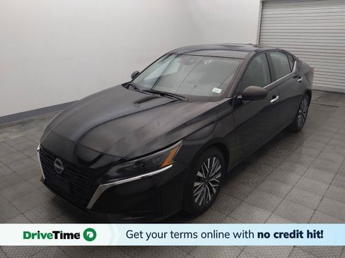 Used 2024 Nissan Altima 2.5 SV FWD image 1