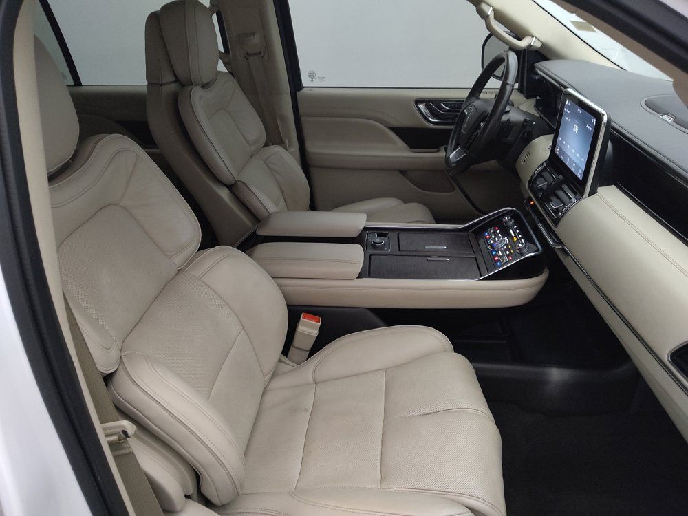 Used 2018 Lincoln Navigator Select w/ Cargo Package RWD image 21