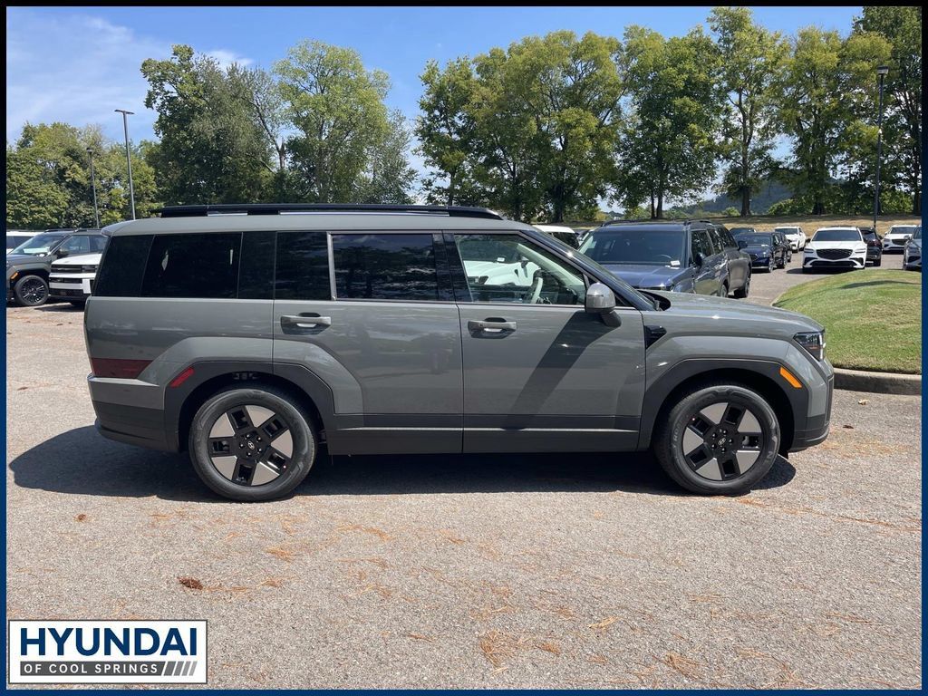 New 2027 Hyundai Santa Fe SEL FWD image 2