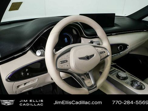 Used 2025 Genesis Electrified GV70 AWD/4WD image 4